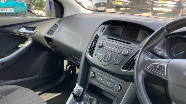 Ford Focus 1.0 EcoBoost 125 Zetec 5dr Petrol Hatchback